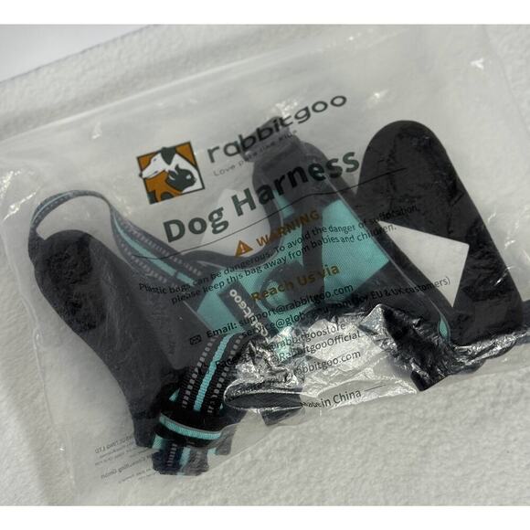 New Rabbit Goo No Pull, Adjustable Dog Harness Reflective and Padded Sz M - Picture 2 of 4